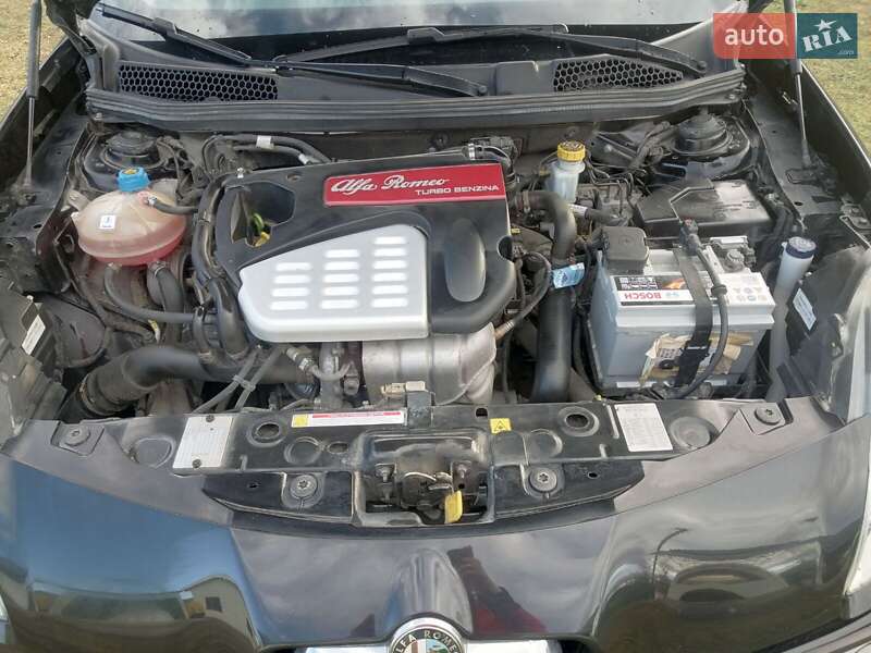 Хетчбек Alfa Romeo Giulietta 2010 в Коломиї