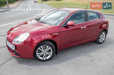 Хетчбек Alfa Romeo Giulietta 2012 в Чернігові