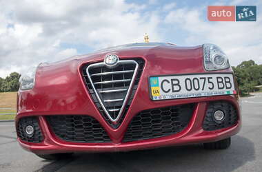 Хетчбек Alfa Romeo Giulietta 2012 в Чернігові