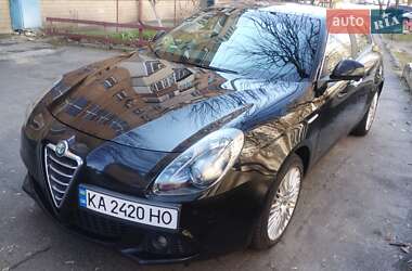 Хэтчбек Alfa Romeo Giulietta 2011 в Киеве