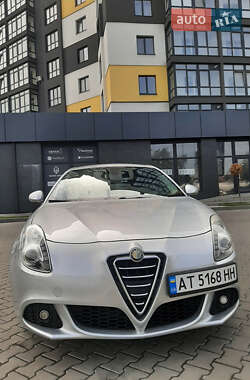 Хетчбек Alfa Romeo Giulietta 2011 в Івано-Франківську