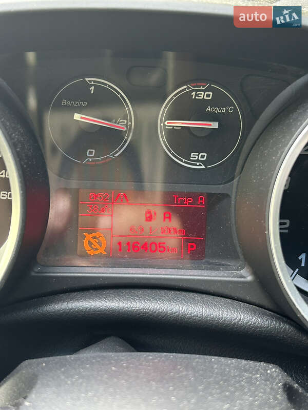 Хэтчбек Alfa Romeo Giulietta 2013 в Бродах