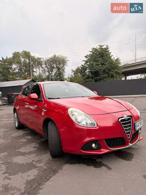 Хетчбек Alfa Romeo Giulietta 2010 в Броварах фото 4 Хетчбек Alfa Romeo Giulietta 2010 в Броварах