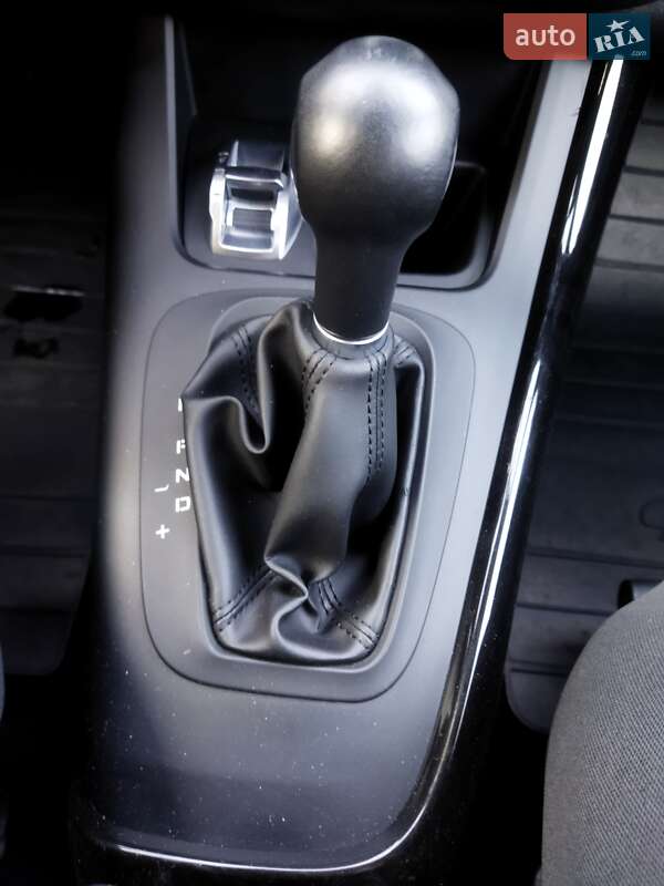 Хэтчбек Alfa Romeo Giulietta 2012 в Киеве