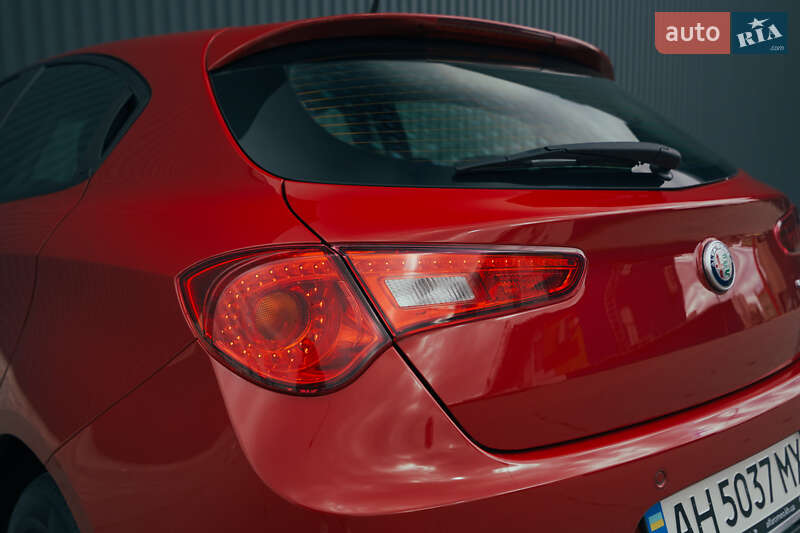 Хэтчбек Alfa Romeo Giulietta 2019 в Харькове фото 17 Хэтчбек Alfa Romeo Giulietta 2019 в Харькове
