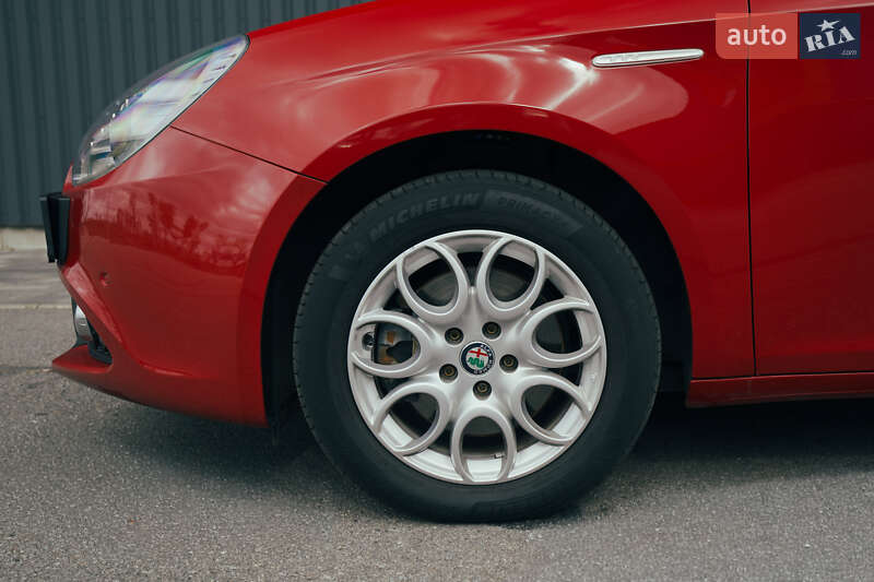 Хэтчбек Alfa Romeo Giulietta 2019 в Харькове фото 22 Хэтчбек Alfa Romeo Giulietta 2019 в Харькове