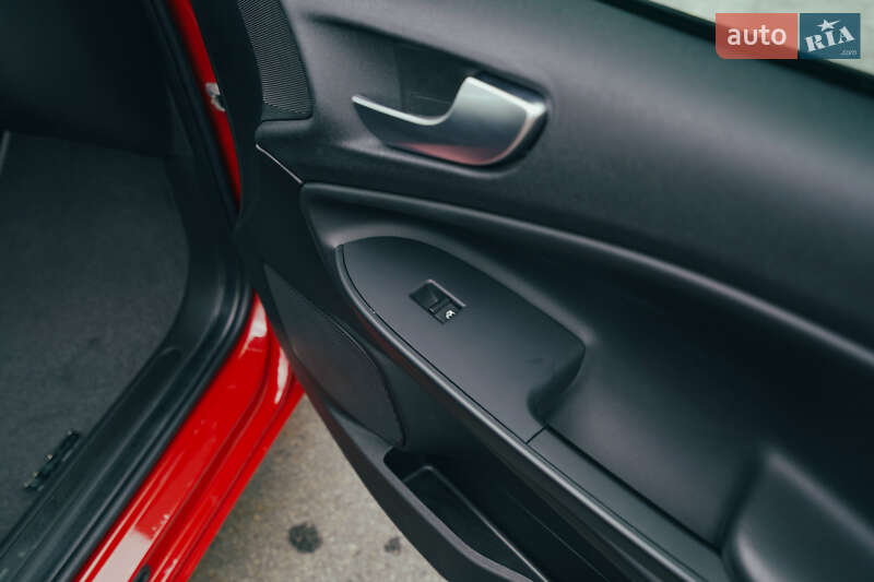 Хэтчбек Alfa Romeo Giulietta 2019 в Харькове фото 57 Хэтчбек Alfa Romeo Giulietta 2019 в Харькове