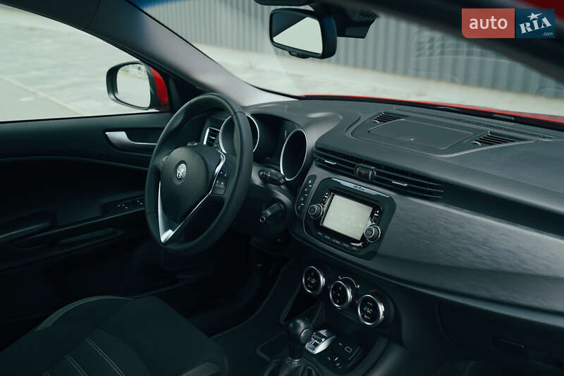 Хэтчбек Alfa Romeo Giulietta 2019 в Харькове фото 61 Хэтчбек Alfa Romeo Giulietta 2019 в Харькове