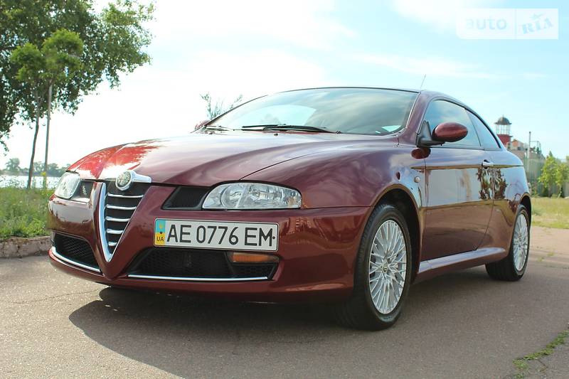 Alfa Romeo GT 2011 року