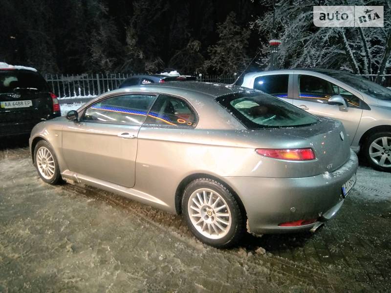 Купе Alfa Romeo GT 2005 в Киеве