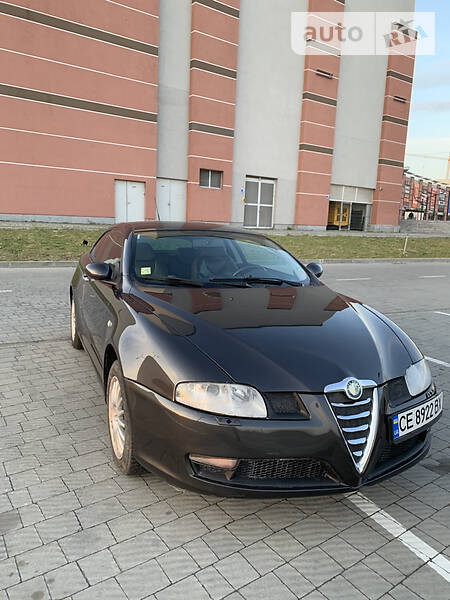Купе Alfa Romeo GT 2008 в Львове
