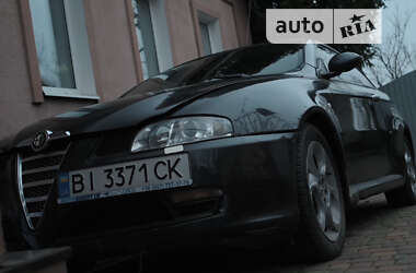 Купе Alfa Romeo GT 2006 в Смілі