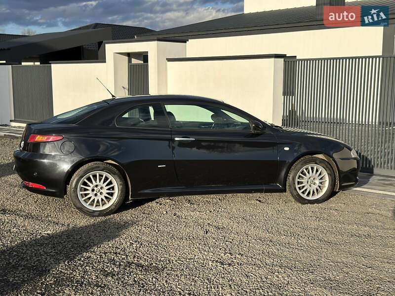 Купе Alfa Romeo GT 2007 в Луцке