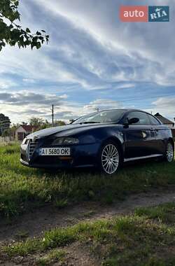Купе Alfa Romeo GT 2006 в Києві