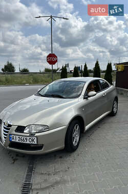 Купе Alfa Romeo GT 2004 в Львове