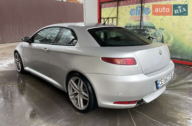Купе Alfa Romeo GT 2008 в 