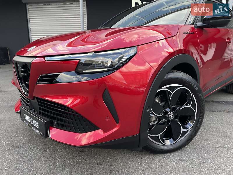 Внедорожник / Кроссовер Alfa Romeo Junior 2024 в Киеве фото 15 Внедорожник / Кроссовер Alfa Romeo Junior 2024 в Киеве