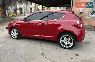 Хэтчбек Alfa Romeo MiTo 2011 в 