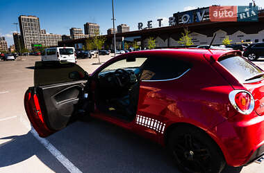 Хэтчбек Alfa Romeo MiTo 2009 в 