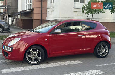 Хетчбек Alfa Romeo MiTo 2012 в 