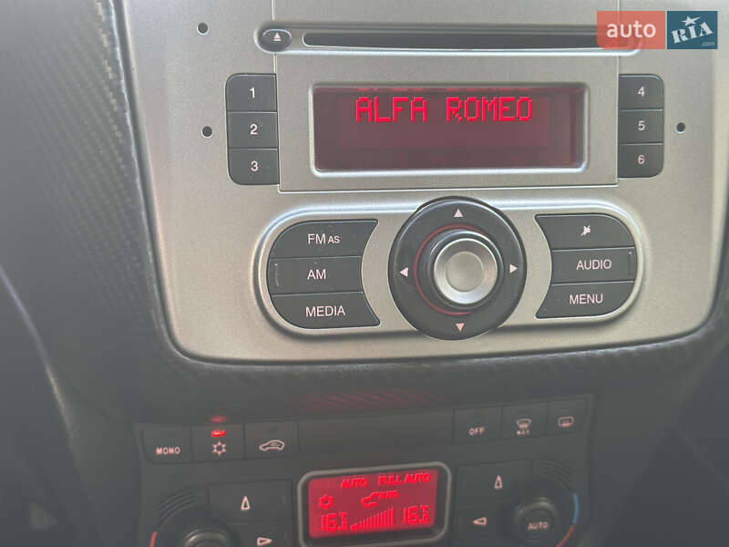 Хетчбек Alfa Romeo MiTo 2012 в Івано-Франківську