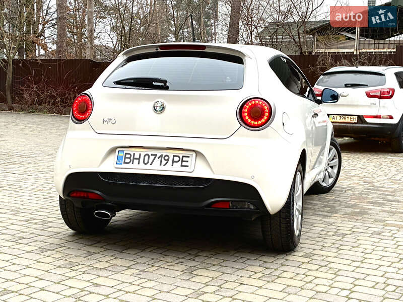 Хэтчбек Alfa Romeo MiTo 2011 в Киеве