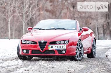 Кабриолет Alfa Romeo Spider 2008 в 