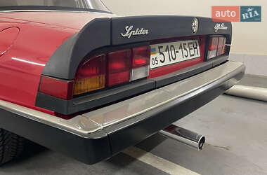 Кабриолет Alfa Romeo Spider 1987 в 