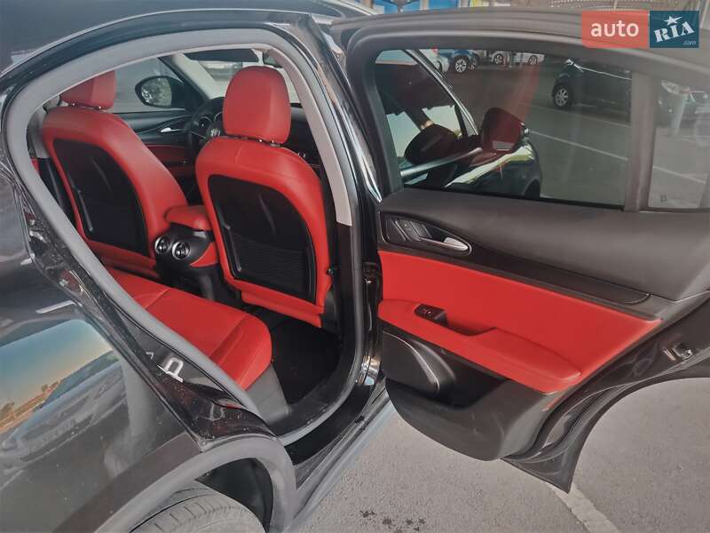 Внедорожник / Кроссовер Alfa Romeo Stelvio 2017 в Днепре