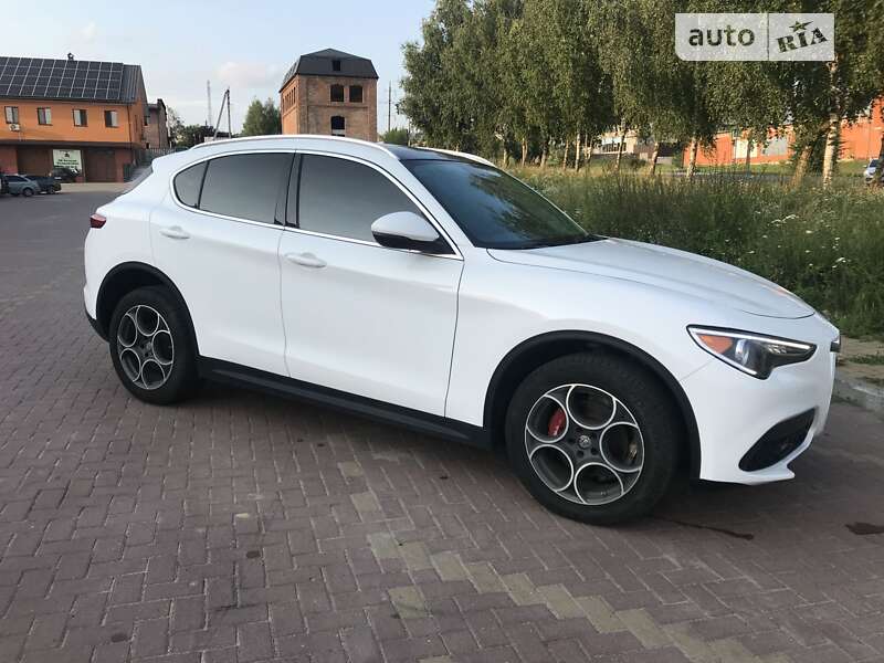 Позашляховик / Кросовер Alfa Romeo Stelvio 2018 в Хмельницькому