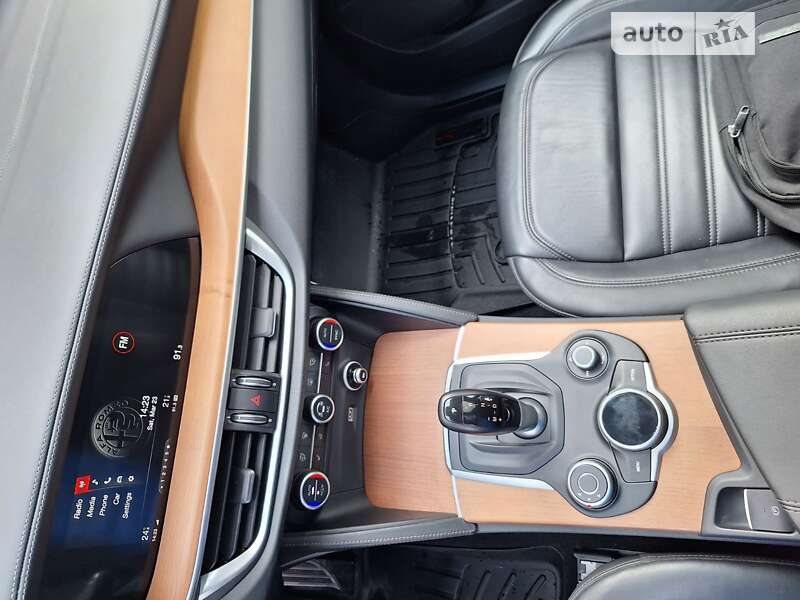 Внедорожник / Кроссовер Alfa Romeo Stelvio 2018 в Черновцах
