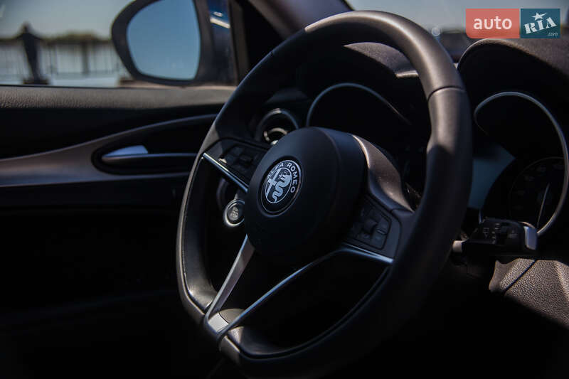 Внедорожник / Кроссовер Alfa Romeo Stelvio 2017 в Кременчуге