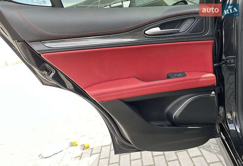 Позашляховик / Кросовер Alfa Romeo Stelvio 2018 в Львові