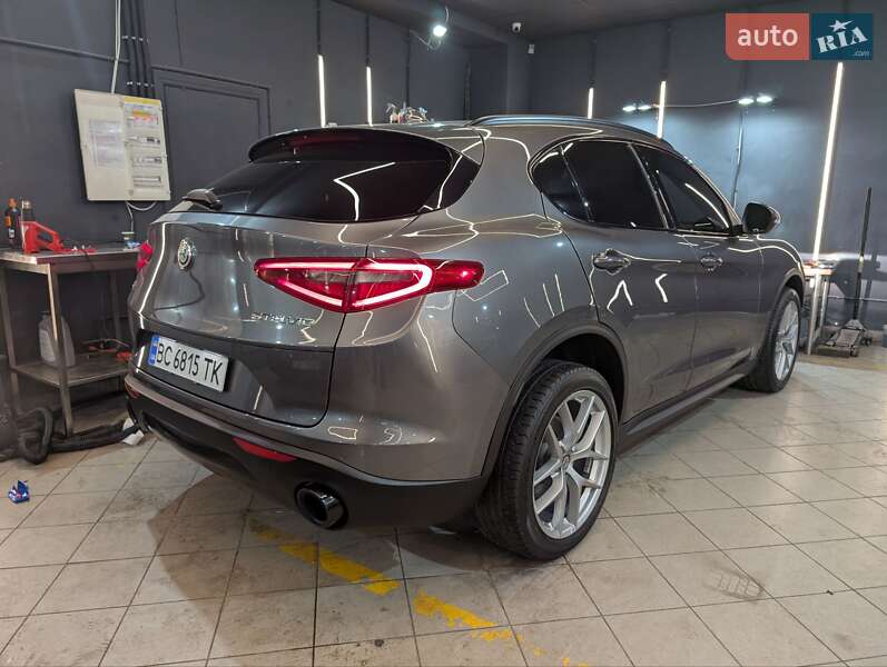 Внедорожник / Кроссовер Alfa Romeo Stelvio 2017 в Львове фото 6 Внедорожник / Кроссовер Alfa Romeo Stelvio 2017 в Львове