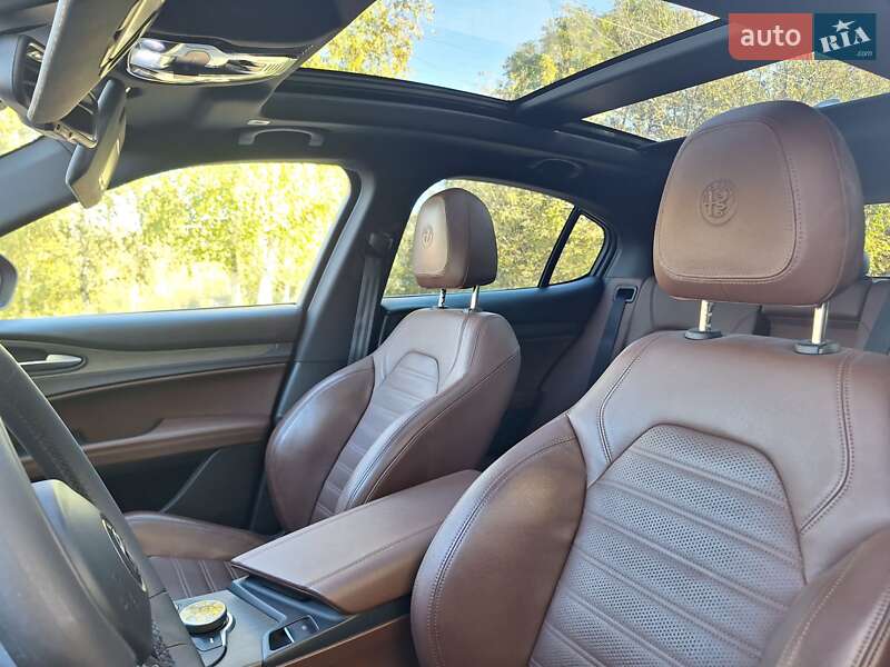 Позашляховик / Кросовер Alfa Romeo Stelvio 2017 в Чернівцях