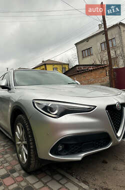 Внедорожник / Кроссовер Alfa Romeo Stelvio 2017 в Львове