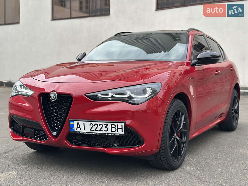 Позашляховик / Кросовер Alfa Romeo Stelvio 2019 в Києві