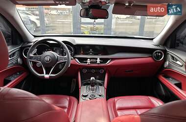 Внедорожник / Кроссовер Alfa Romeo Stelvio 2018 в 