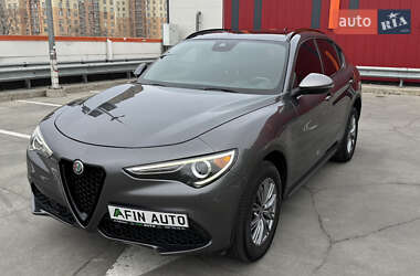 Позашляховик / Кросовер Alfa Romeo Stelvio 2021 в 