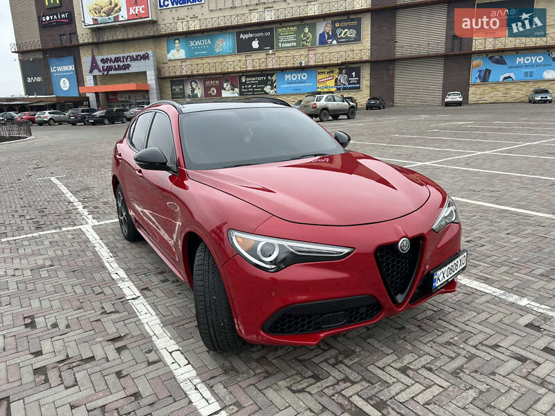 Внедорожник / Кроссовер Alfa Romeo Stelvio 2018 в Харькове