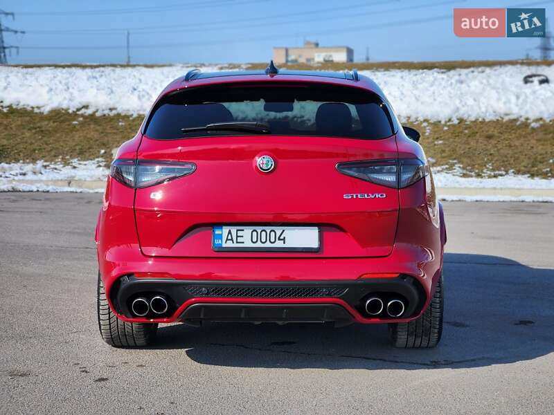 Внедорожник / Кроссовер Alfa Romeo Stelvio 2022 в Днепре