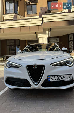 Внедорожник / Кроссовер Alfa Romeo Stelvio 2020 в 