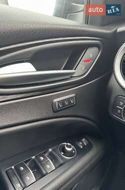 Внедорожник / Кроссовер Alfa Romeo Stelvio 2017 в 