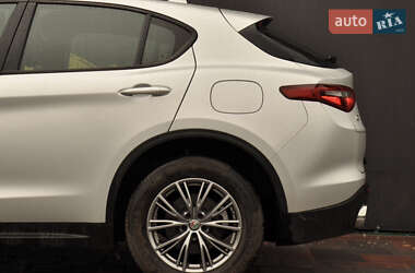 Внедорожник / Кроссовер Alfa Romeo Stelvio 2019 в 