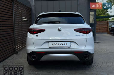Внедорожник / Кроссовер Alfa Romeo Stelvio 2018 в 