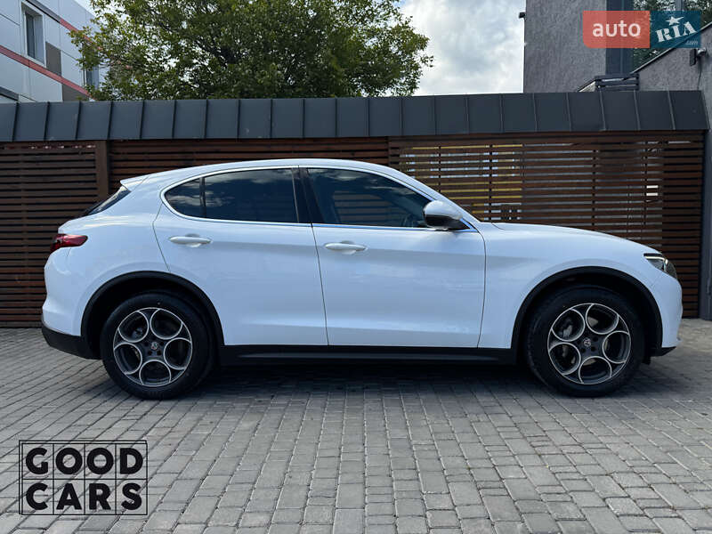 Позашляховик / Кросовер Alfa Romeo Stelvio 2018 в Одесі