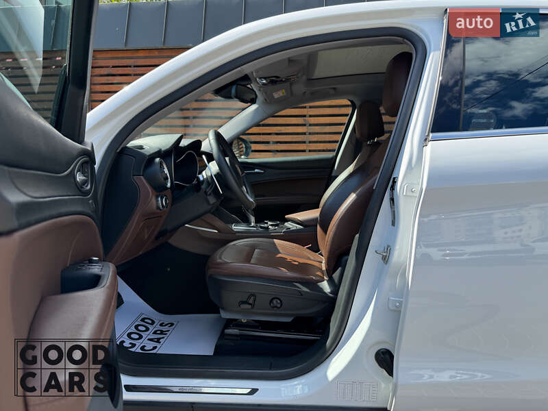 Позашляховик / Кросовер Alfa Romeo Stelvio 2018 в Одесі