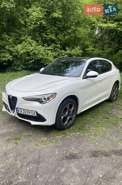 Внедорожник / Кроссовер Alfa Romeo Stelvio 2021 в Киеве