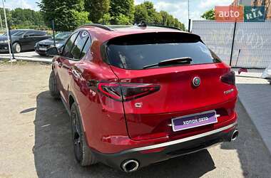 Внедорожник / Кроссовер Alfa Romeo Stelvio 2017 в 