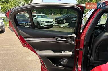 Внедорожник / Кроссовер Alfa Romeo Stelvio 2017 в 